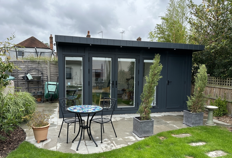 Bespoke Garden Rooms With Integrated Shed