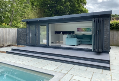 Poolside Garden Room With Storage
