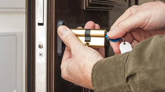 Emergency Locksmith Services For Commercial Properties