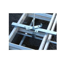 Lockable steel ladder clamps