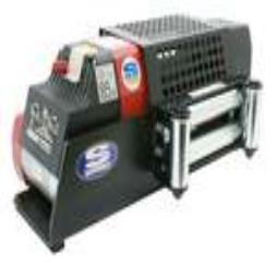 Husky PRO (without Roller Fairlead) - 2,500 kgs/12v complies with EN14492-1