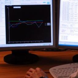 TEST APPLICATIONS SOFTWARE