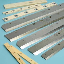 TUNGSTEN CARBIDE TIPPED KNIVES