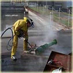 Chemical tank cleaning