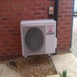 Heat Pump Air-Conditioning System Suppliers and Fitters 