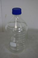 Schott Duran Reagent Bottle 2000ml with Cap and Pouring ring
