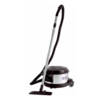 Nilfisk GD 930 Vacuum Cleaner