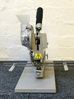 Used / Pre-owned JYSC4 Eyelet Machine