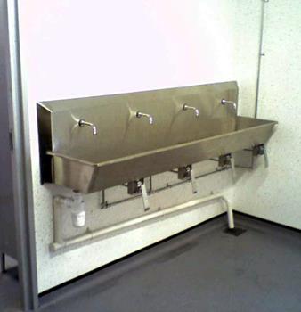 Knee Operated Stainless Steel Hand Wash Sinks