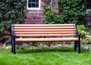 UK Distributors of Outdoor Park Benches