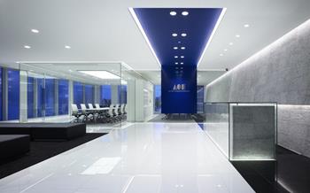 High-End Glass Partitioning For Conference Rooms	