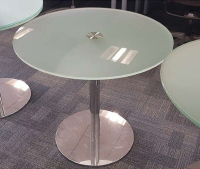 800dia mm Frosted Glass Table 