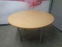 1200dia mm Oak Circular Table 
