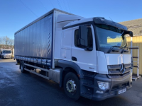 2016(66) Mercedes Actros 1824 Curtainsider