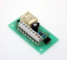 R02 Single pole relay + isolated  trigger